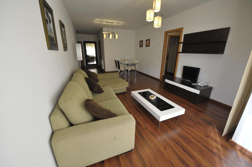 Apartamentos Turisticos Veladiez La Lastrilla Room photo